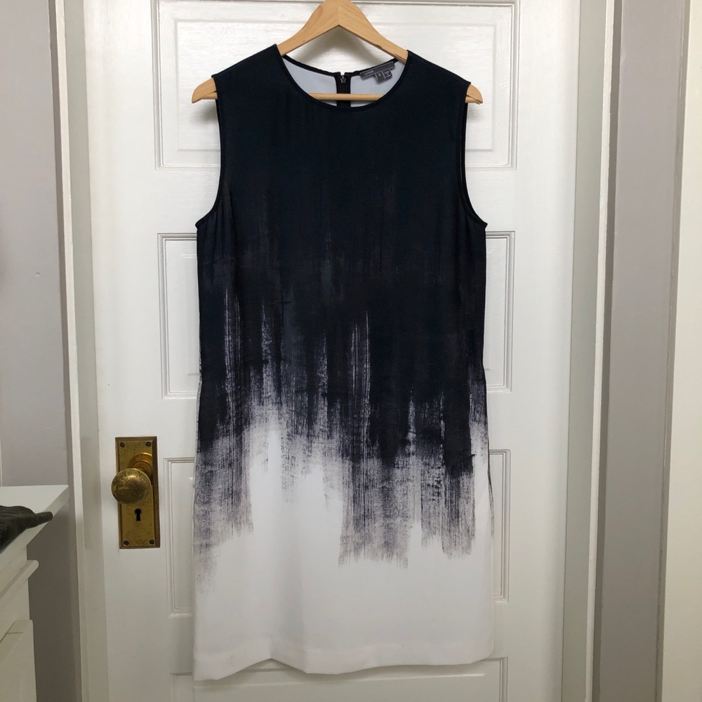 Vince Sleeveless Monochrome Print Dress